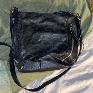 Black hobo bag with shoulder and crossbody
